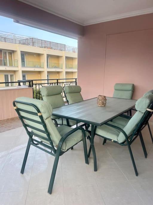 Mr. Sergio Apartment Ampavris 외부 사진